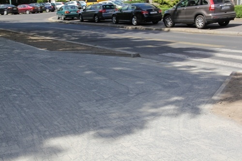 Coraz więcej wygodnych chodnik&oacute;w